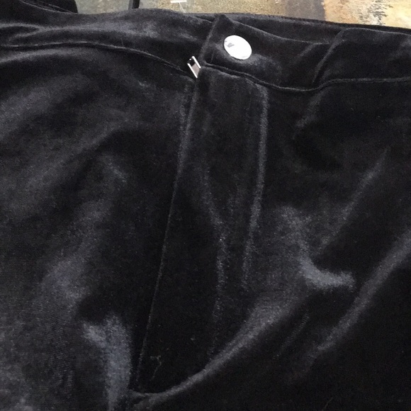 Forever21 Black Crushed Velvet Skinny. Size Small - Picture 2 of 5